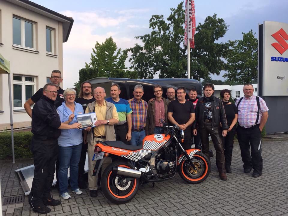 Übergabe des Projektbikes bei Motorrad Bögel vollzogen
